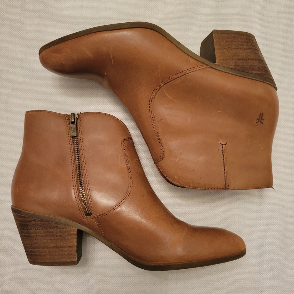 Frye 10M Ankle Boots Tan Leather Stacked Block Heel Pointed Toe JENNIFER Earthy